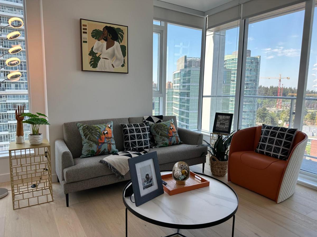 Metro Central Incredible Stylish & Cozy Burnaby Exterior foto